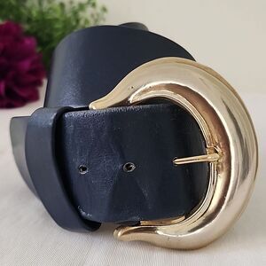 Accessories by Pearl Vintage Navy Blue Leather Gold Buckle Belt M